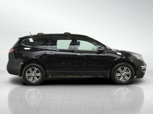 2017 Chevrolet Traverse 2LT