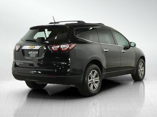2017 Chevrolet Traverse 2LT