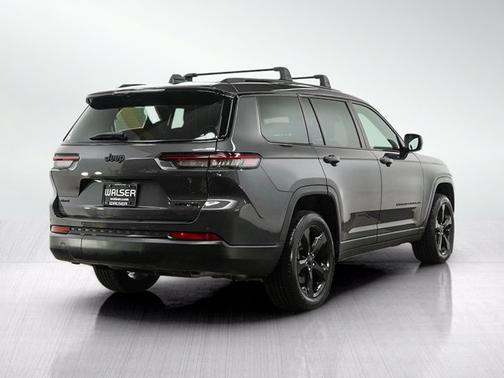 Baltic Gray Metallic Clearcoat 2024 Jeep Grand Cherokee L Limited