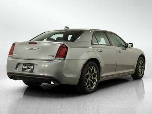 2016 Chrysler 300 S