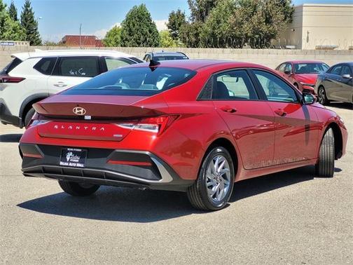 2025 Hyundai ELANTRA HEV Blue