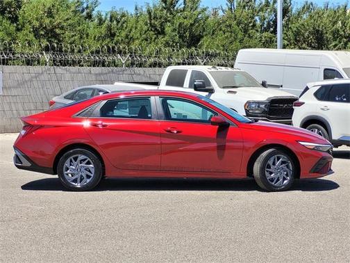 2025 Hyundai ELANTRA HEV Blue