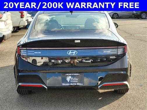 2025 Hyundai SONATA Hybrid Limited