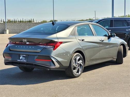 2025 Hyundai ELANTRA HEV Limited