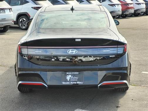 2025 Hyundai SONATA Hybrid Limited