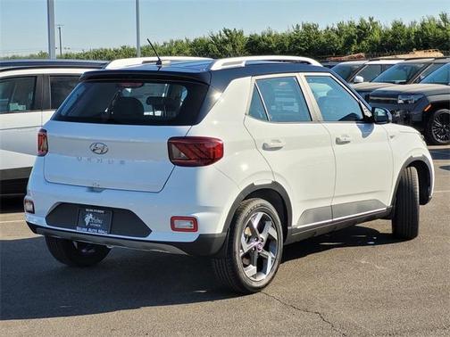 2025 Hyundai VENUE Limited