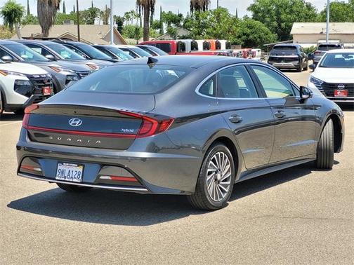 2023 Hyundai SONATA Hybrid Limited