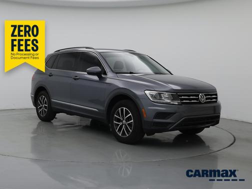 Gray 2020 Volkswagen Tiguan SE