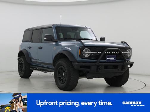 Blue 2022 Ford Bronco Wildtrak