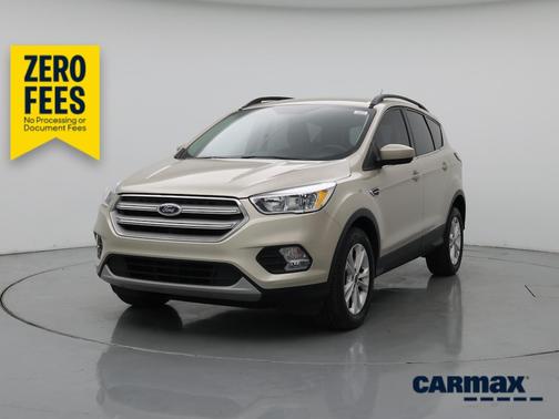 Gold 2018 Ford Escape SE