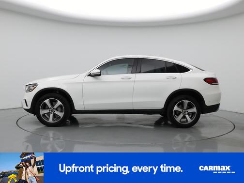 White 2023 Mercedes-Benz GLC 300