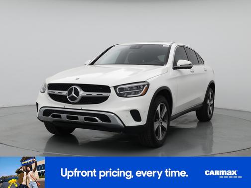 White 2023 Mercedes-Benz GLC 300