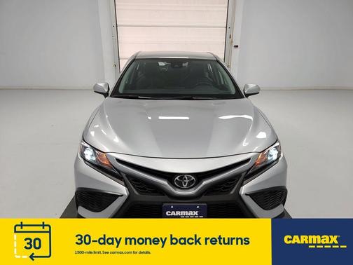 Photo 2 of 24 of 2021 Toyota Camry SE