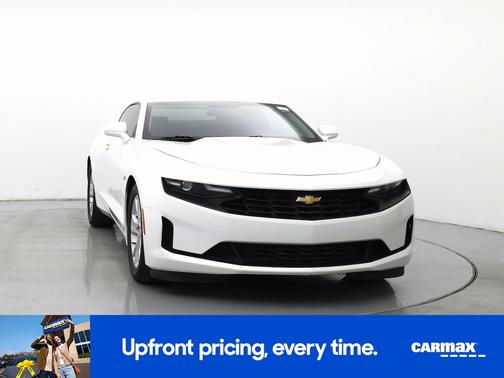 White 2022 Chevrolet Camaro 1LS