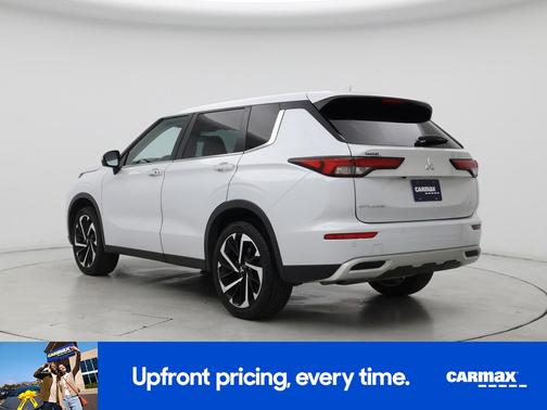 2023 Mitsubishi Outlander SE