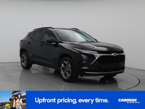 Black 2025 Chevrolet Trax LT