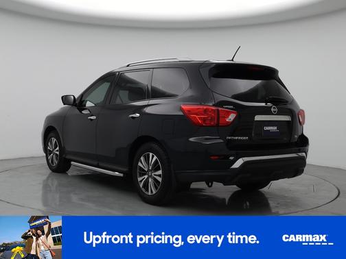 2017 Nissan Pathfinder SL