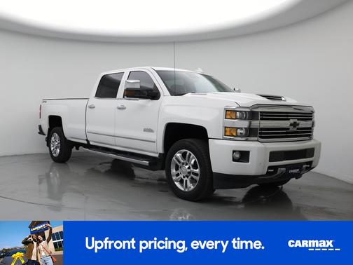White 2017 Chevrolet Silverado 2500 High Country