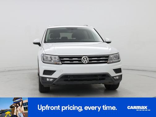 White 2019 Volkswagen Tiguan SEL