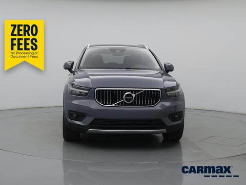 Gray 2020 Volvo XC40 T4 Inscription