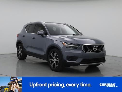 Gray 2020 Volvo XC40 T4 Inscription