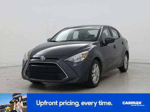 Gray 2017 Toyota Yaris iA