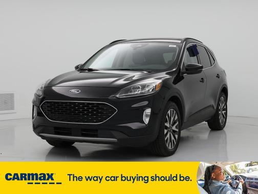2020 Ford Escape Titanium