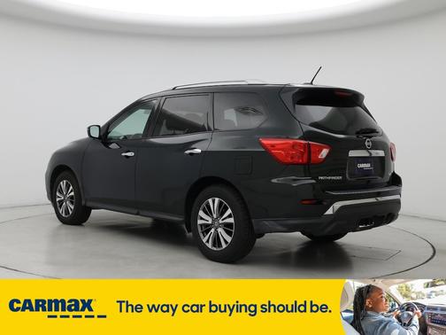 2018 Nissan Pathfinder SV