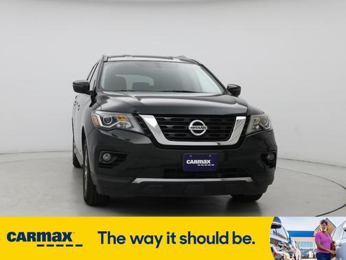 2018 Nissan Pathfinder SV