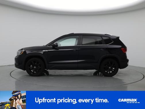 Black 2024 Volkswagen Taos SE
