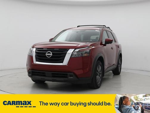 2023 Nissan Pathfinder SV