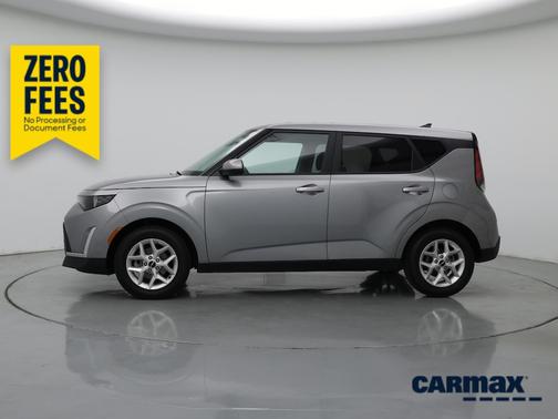 Gray 2025 Kia Soul LX