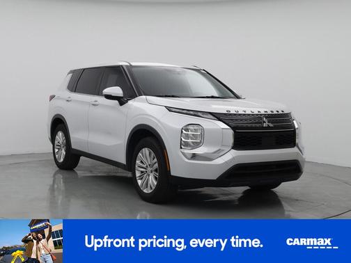 2024 Mitsubishi Outlander ES