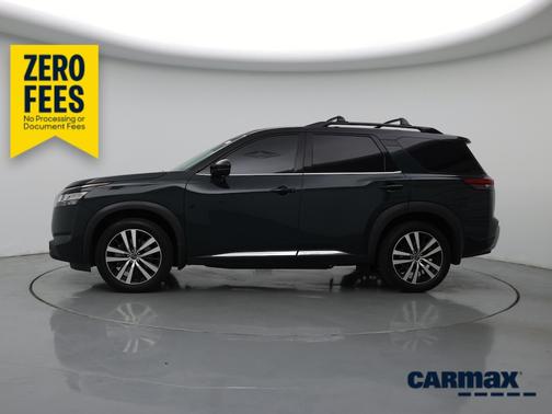 Green 2023 Nissan Pathfinder Platinum