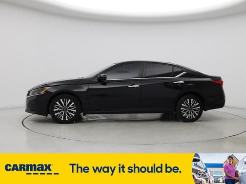 2023 Nissan Altima SV