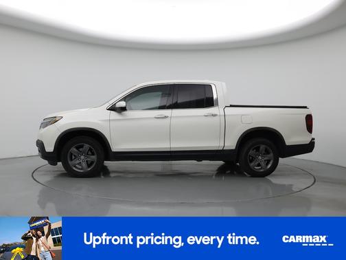 White 2018 Honda Ridgeline RTL-E