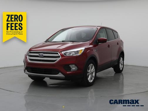 Red 2019 Ford Escape SE