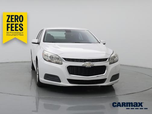 White 2014 Chevrolet Malibu LT