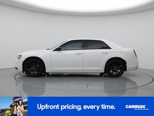 White 2021 Chrysler 300 Touring