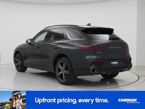 2023 Genesis GV70 