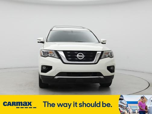 2017 Nissan Pathfinder Platinum