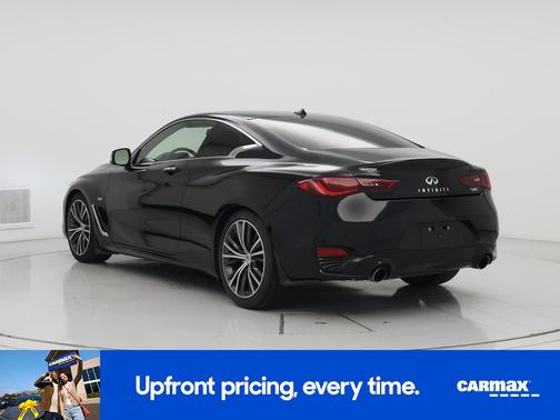 2017 INFINITI Q60 Sport