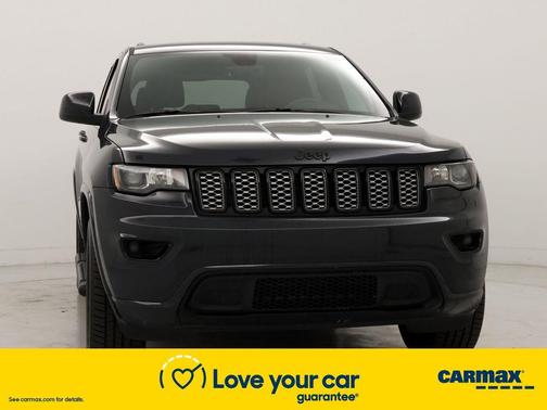 Photo 5 of 26 of 2018 Jeep Grand Cherokee Altitude