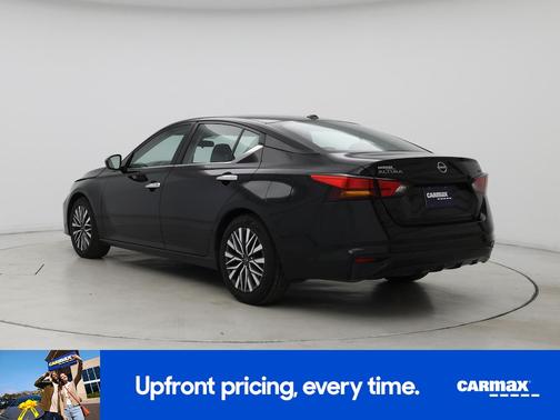 2023 Nissan Altima SV