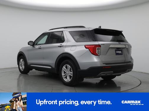 Silver 2022 Ford Explorer XLT