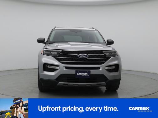 Silver 2022 Ford Explorer XLT