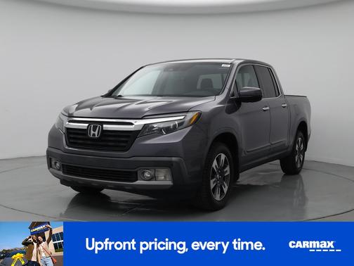 Gray 2017 Honda Ridgeline RTL-E