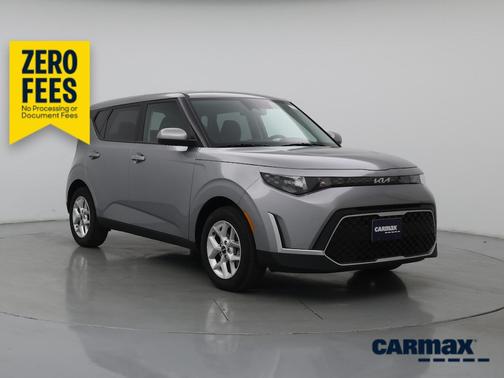 Gray 2025 Kia Soul LX