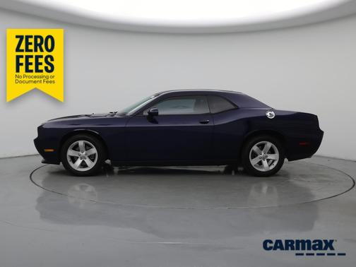 Blue 2014 Dodge Challenger SXT