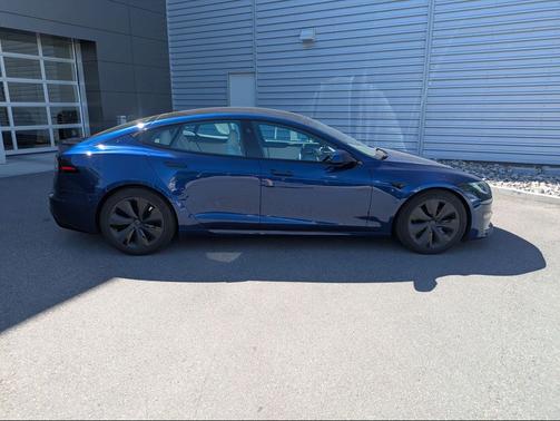 Blue 2022 Tesla Model S
